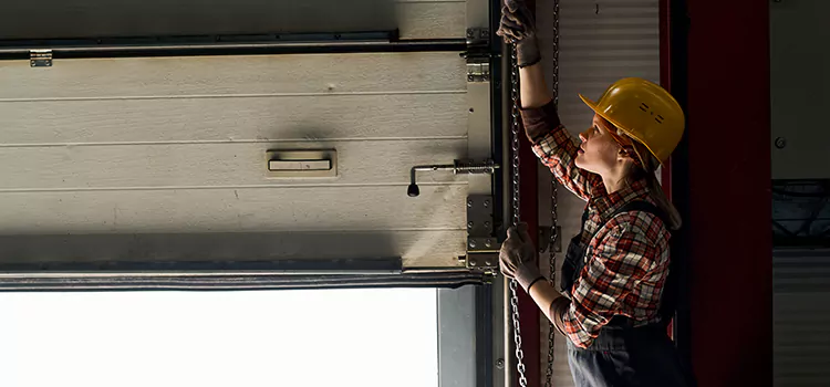 Addressing Common Garage Door Stoppage Issues in Troy, AL